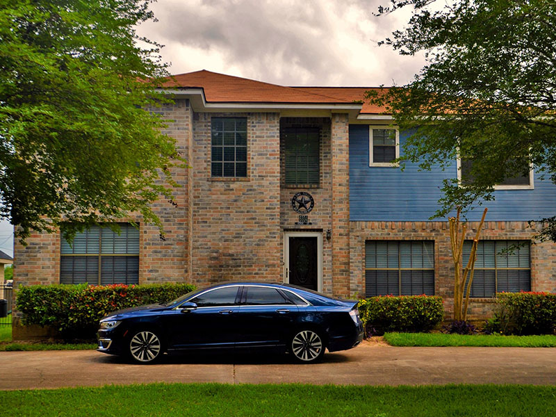 anuncio casa frente al bosque